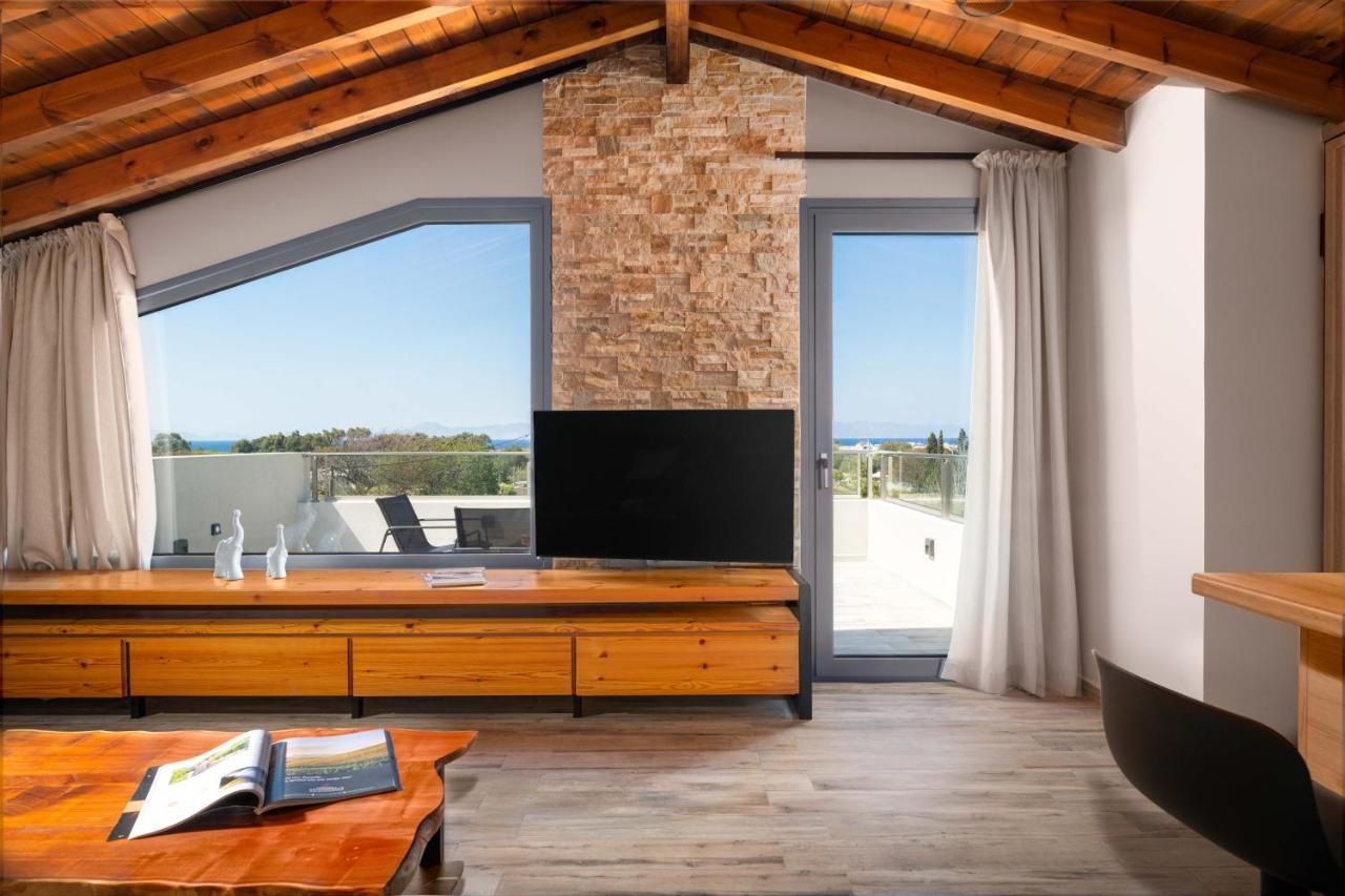Tsatos Luxury Residence Kremasti  Exterior photo
